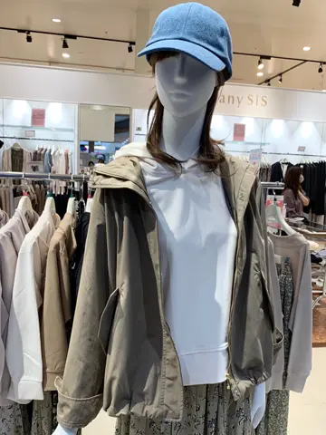 ANY SIS 田中 コーディネート画像