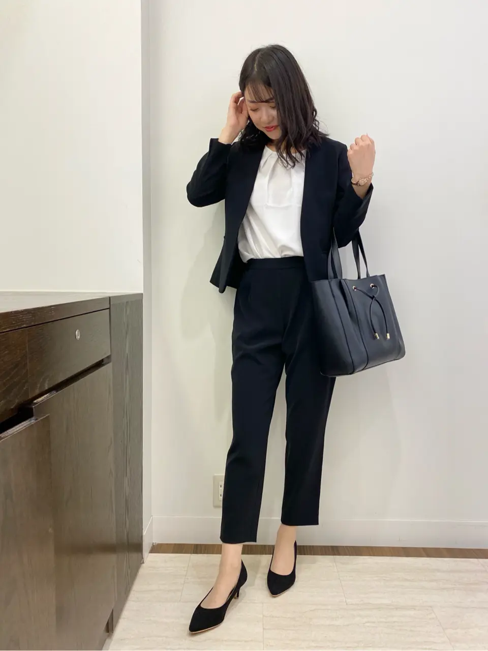 ANY SIS スタッフ コーディネート画像