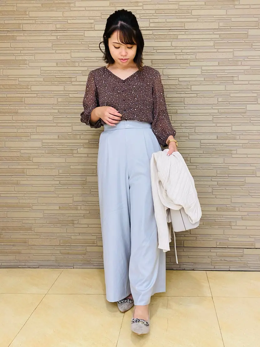 ANY SIS スタッフ コーディネート画像