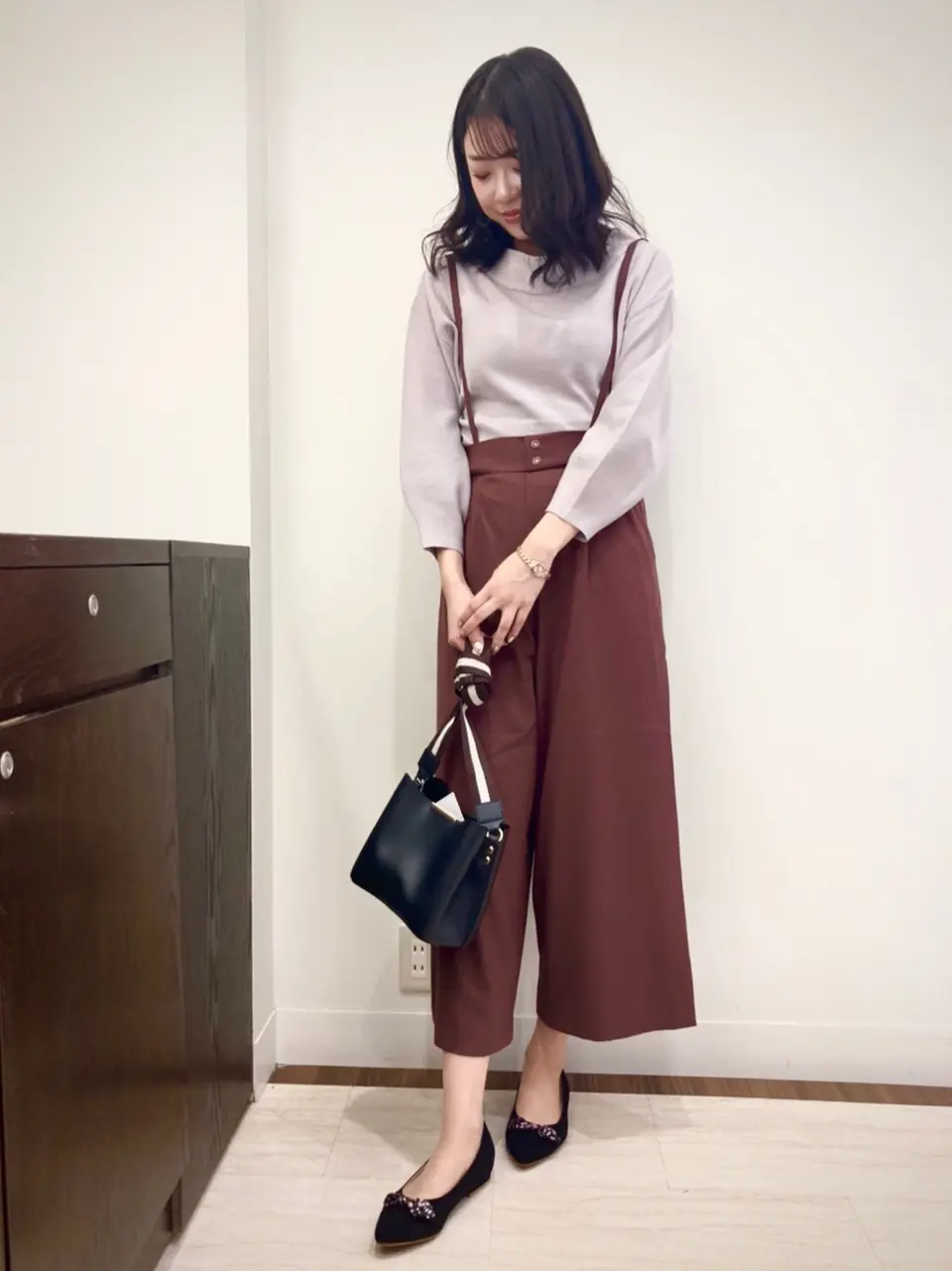 ANY SIS スタッフ コーディネート画像