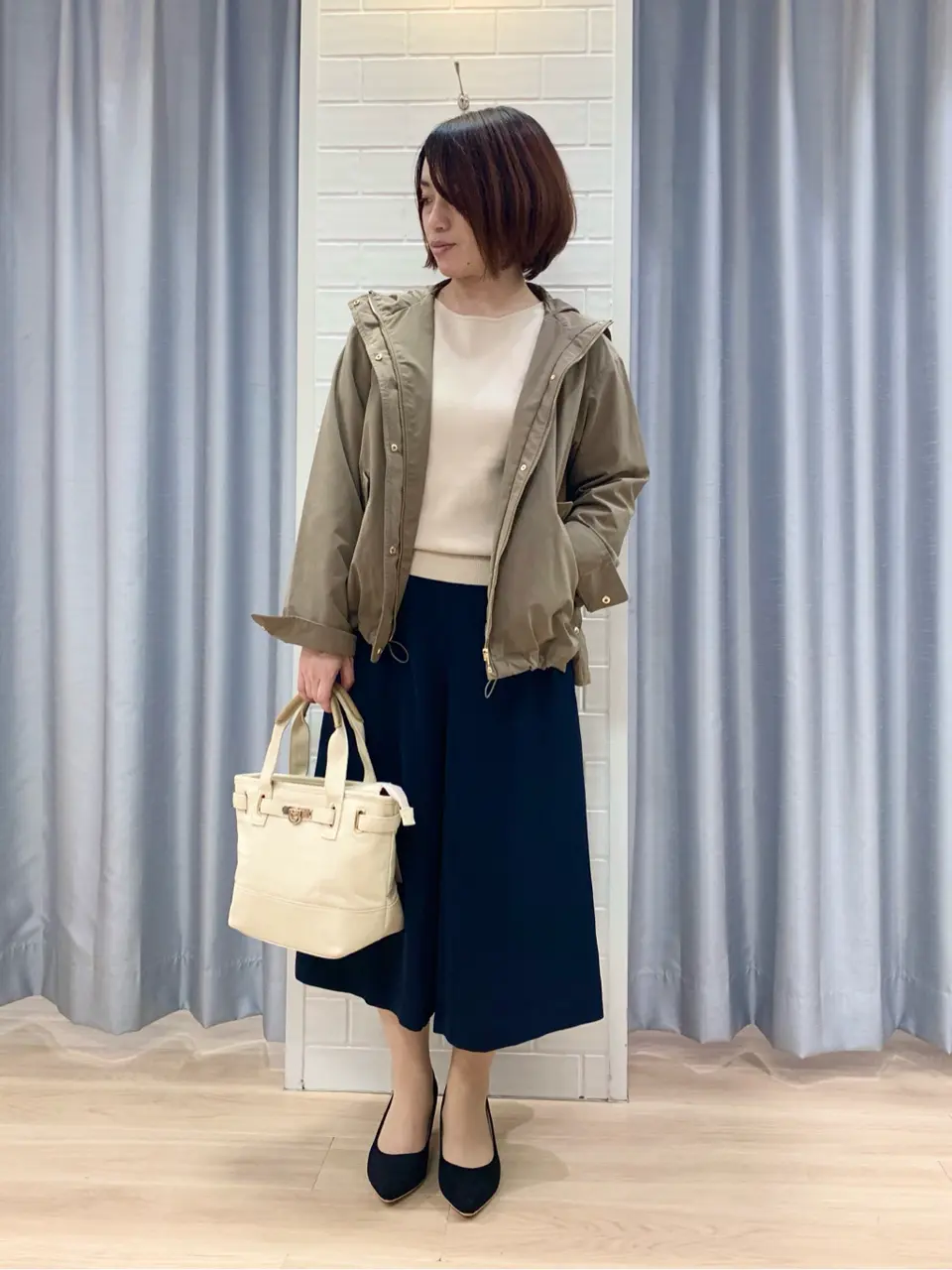 ANY SIS 丸岡 コーディネート画像