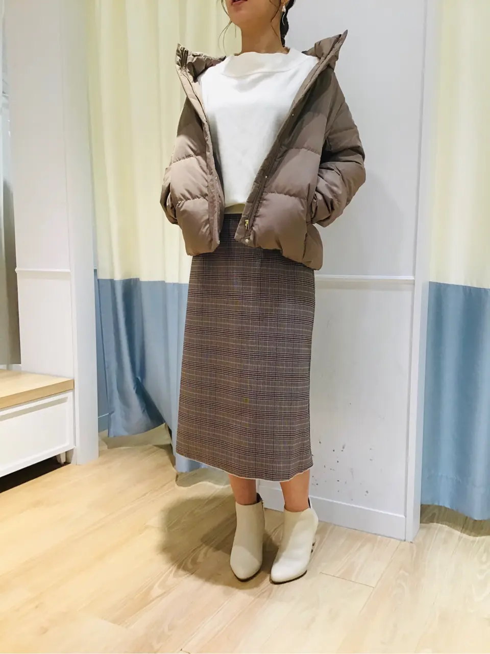 ANY SIS スタッフ コーディネート画像