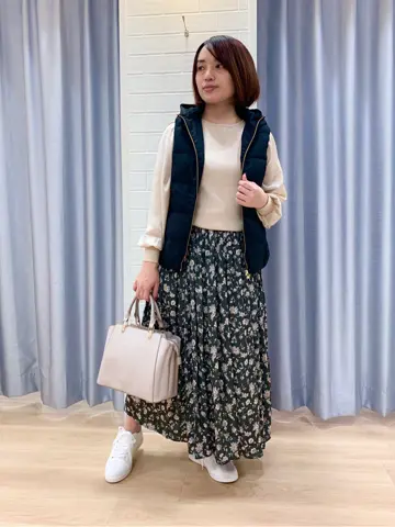 ANY SIS 丸岡 コーディネート画像