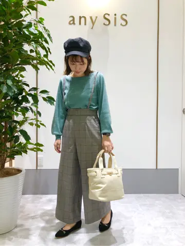 ANY SIS スタッフ コーディネート画像