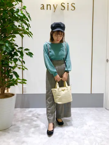 ANY SIS スタッフ コーディネート画像