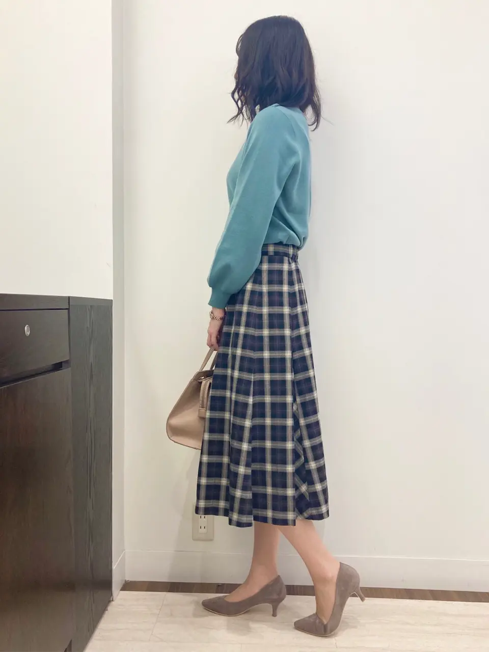 ANY SIS スタッフ コーディネート画像