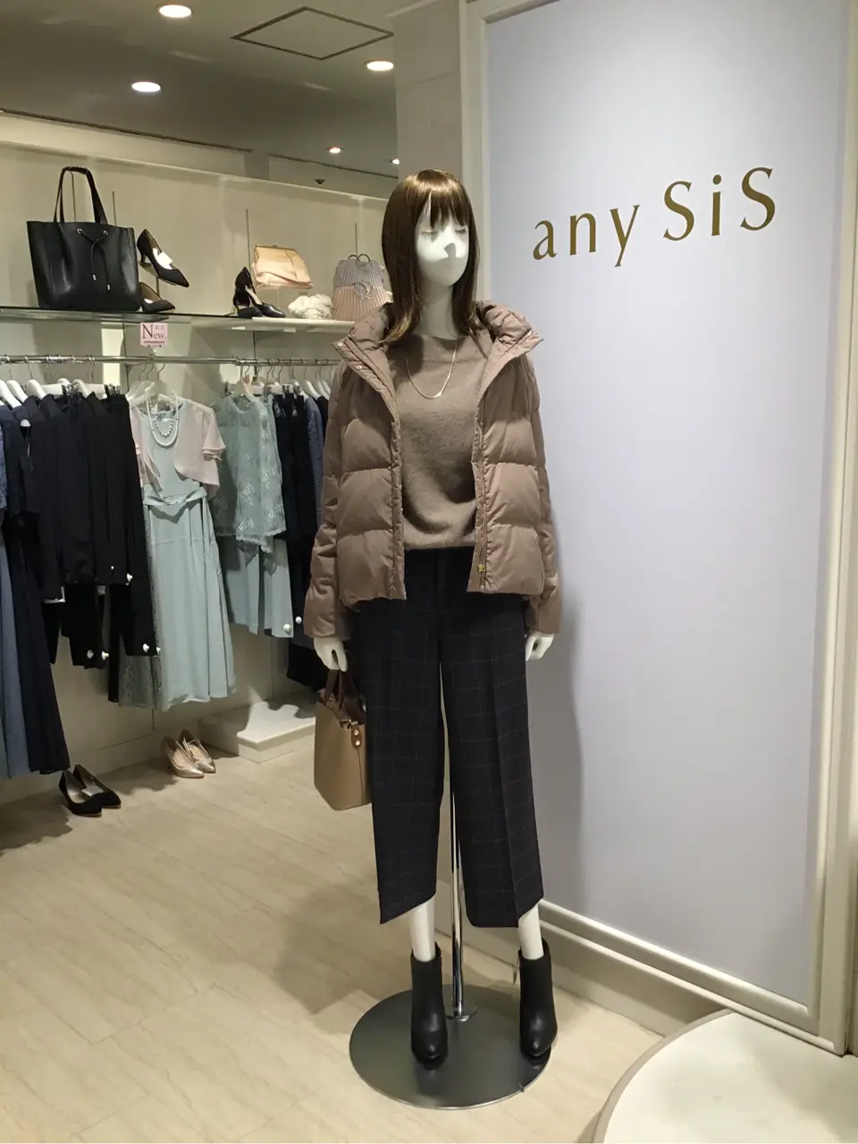 ANY SIS 島崎 コーディネート画像