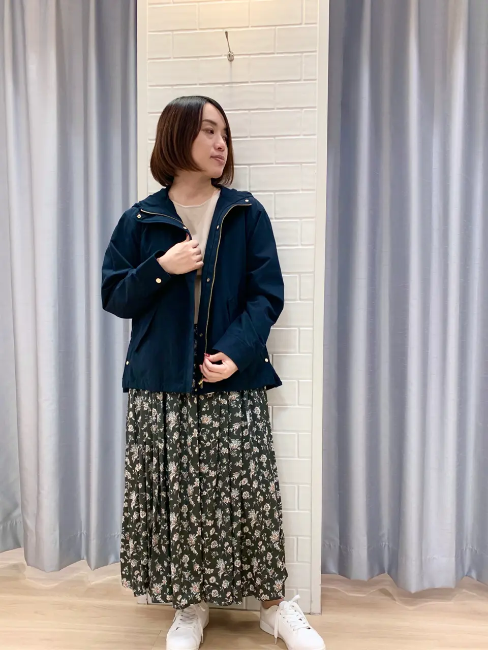 ANY SIS 丸岡 コーディネート画像