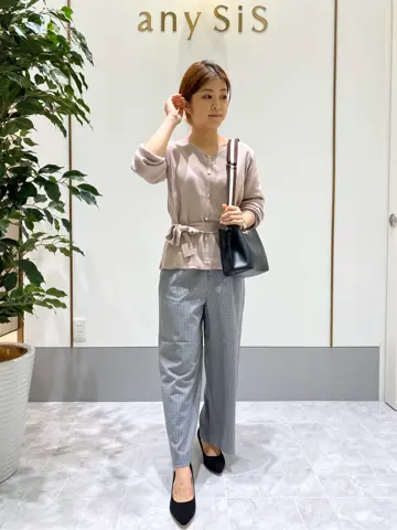 ANY SIS スタッフ コーディネート画像