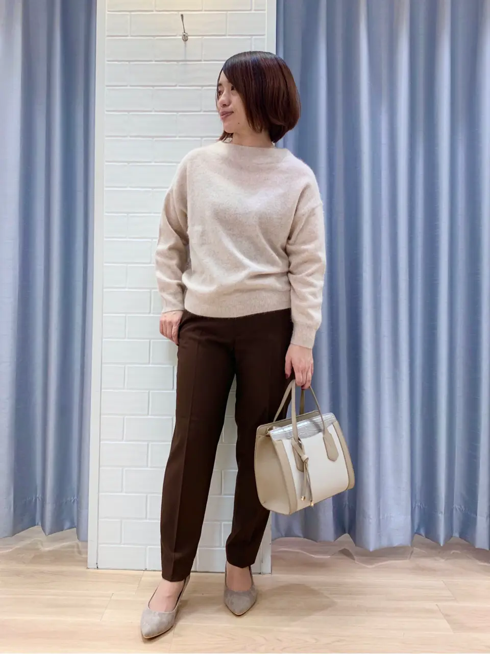 ANY SIS 丸岡 コーディネート画像