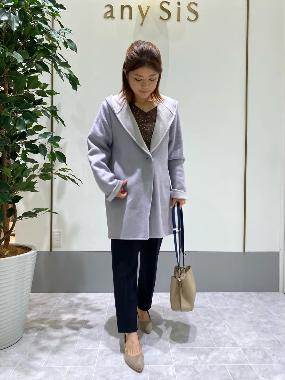 ANY SIS スタッフ コーディネート画像