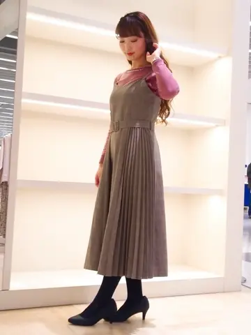 ANY SIS 福本 加奈 コーディネート画像