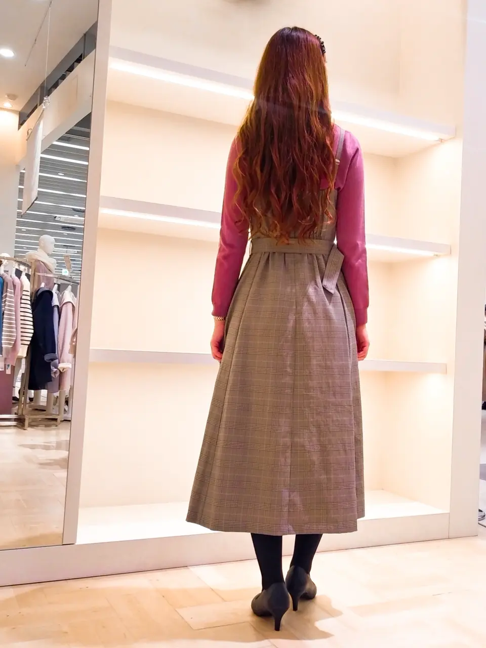 ANY SIS 福本 加奈 コーディネート画像