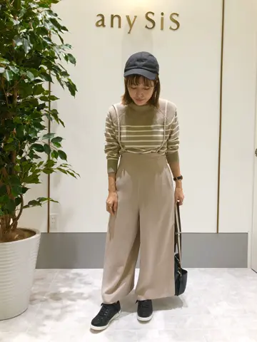 ANY SIS スタッフ コーディネート画像