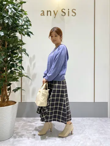 ANY SIS スタッフ コーディネート画像