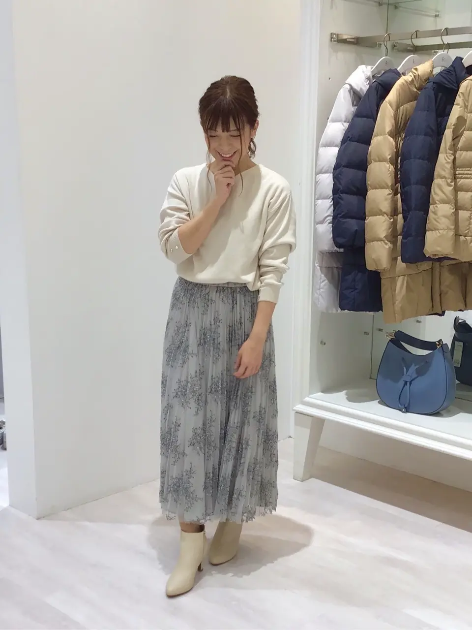 ANY SIS スタッフ コーディネート画像