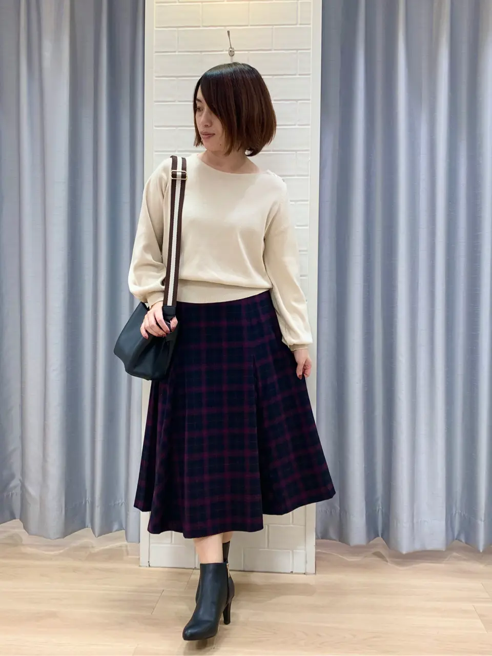 ANY SIS 丸岡 コーディネート画像