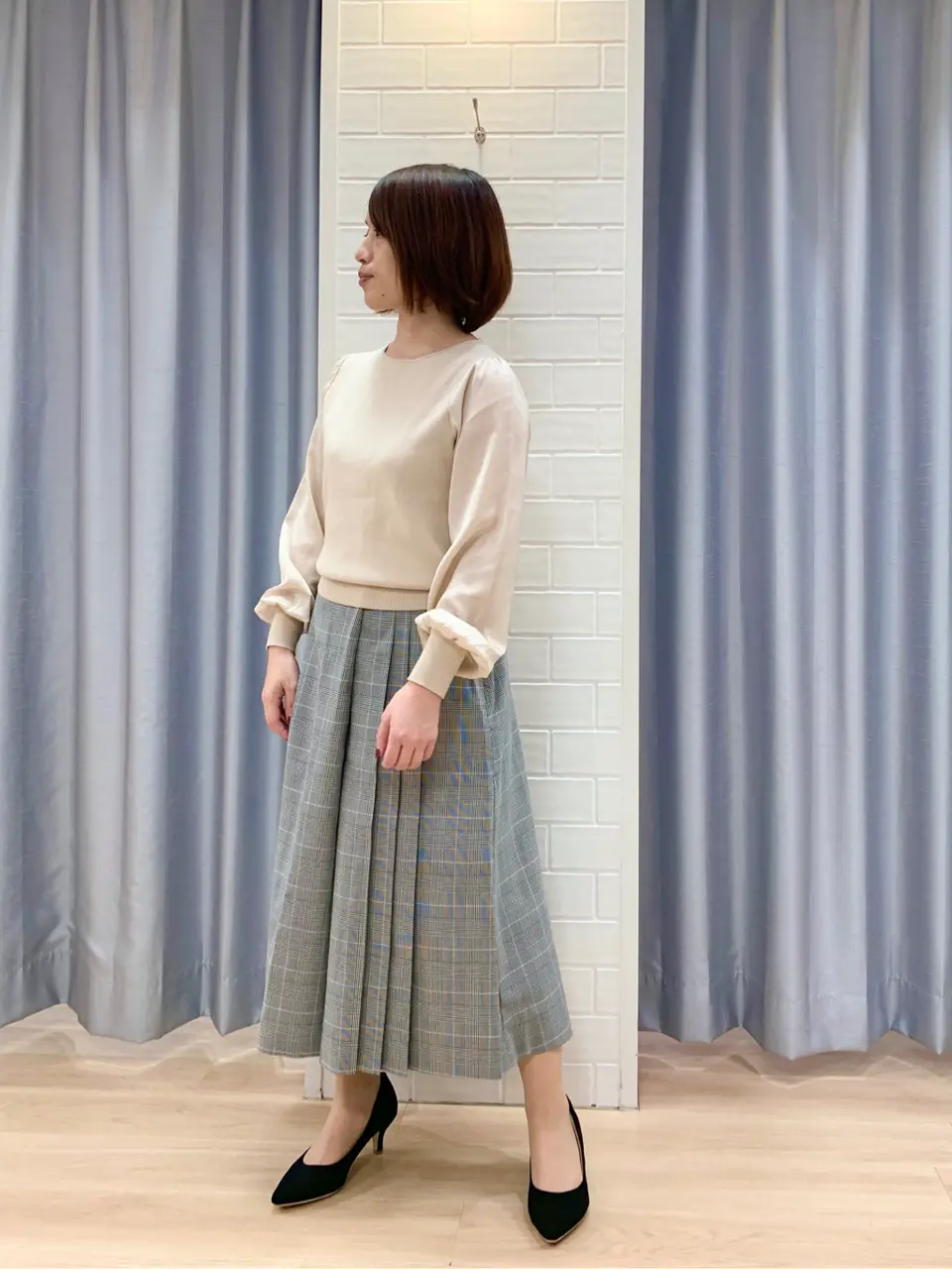 ANY SIS 丸岡 コーディネート画像