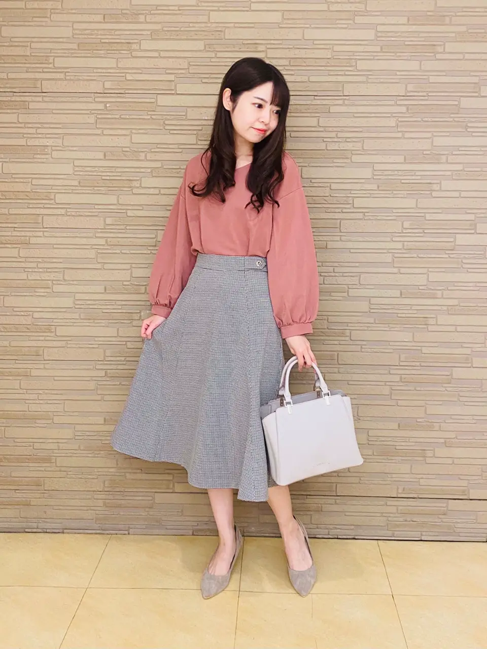 ANY SIS スタッフ コーディネート画像