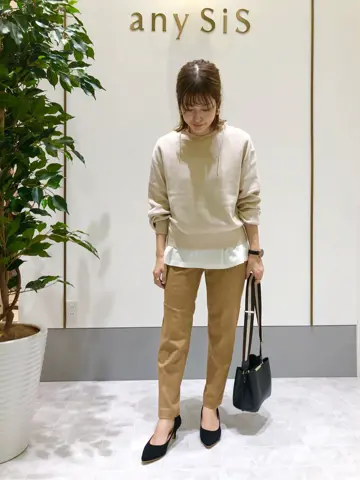 ANY SIS スタッフ コーディネート画像
