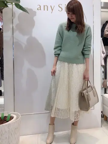 ANY SIS スタッフ コーディネート画像