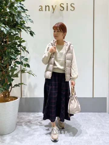 ANY SIS スタッフ コーディネート画像