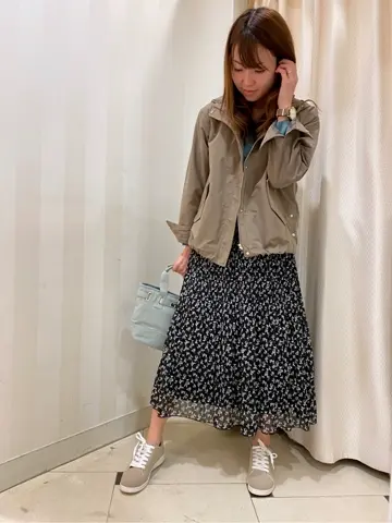 ANY SIS 金井 コーディネート画像