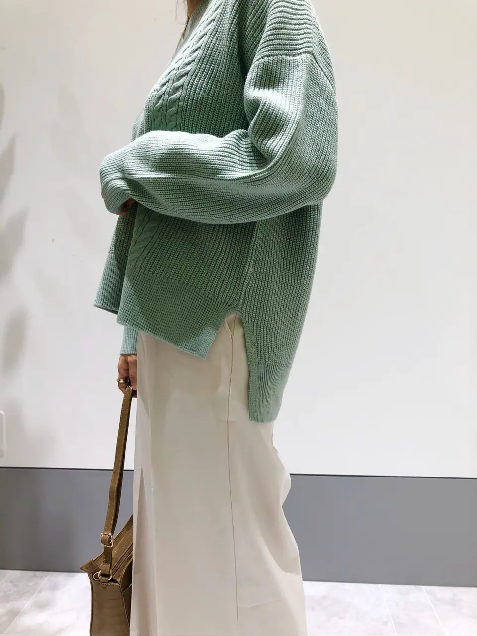 ANY SIS スタッフ コーディネート画像