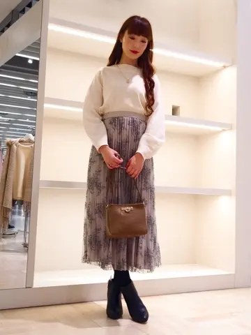 ANY SIS 福本 加奈 コーディネート画像