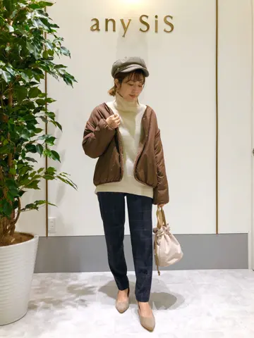 ANY SIS スタッフ コーディネート画像
