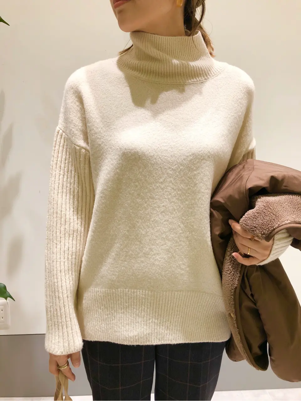 ANY SIS スタッフ コーディネート画像