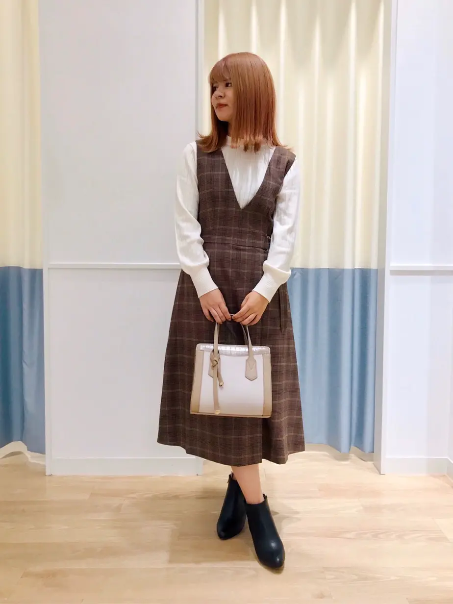  スタッフ コーディネート画像