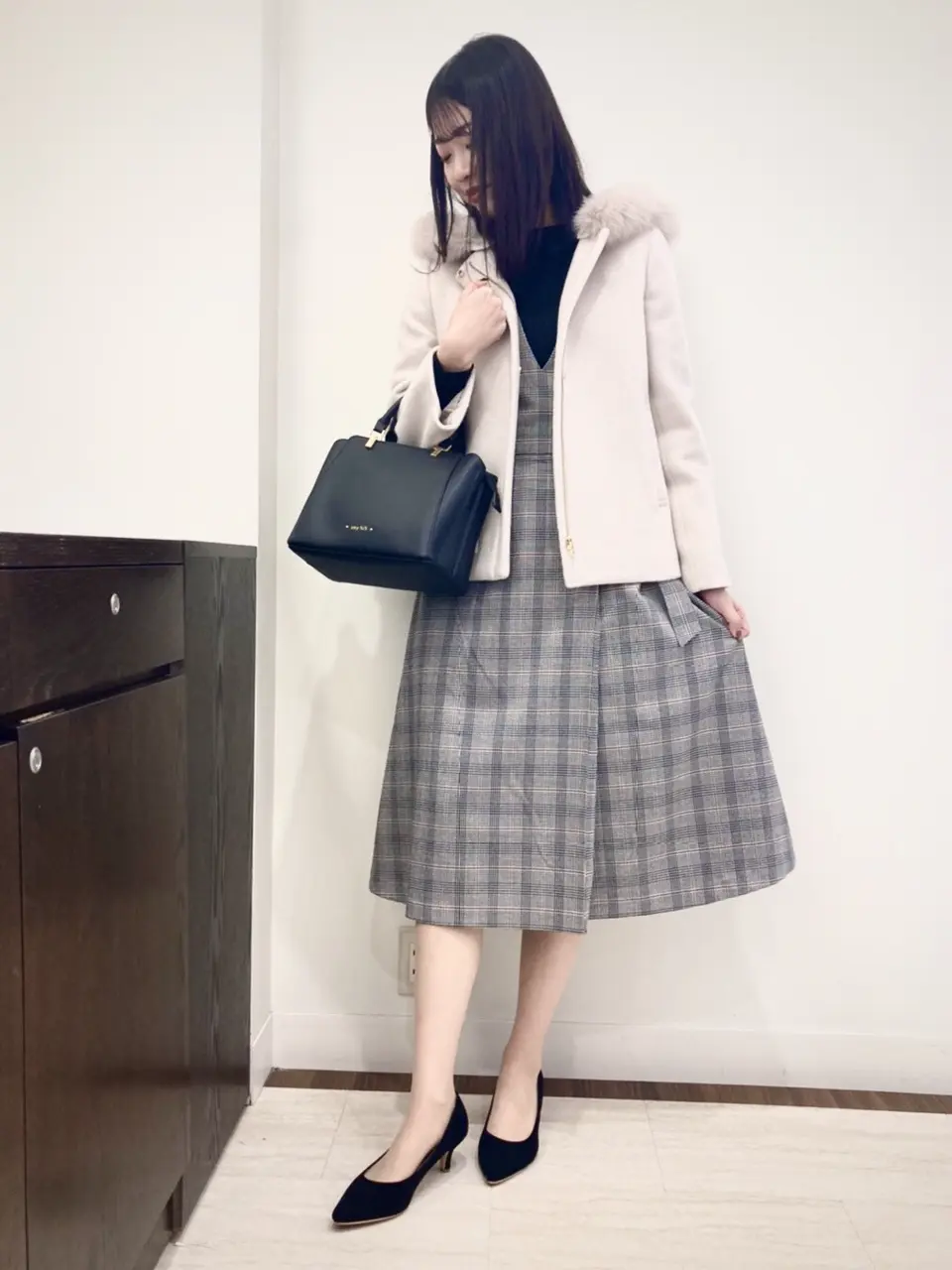 ANY SIS スタッフ コーディネート画像