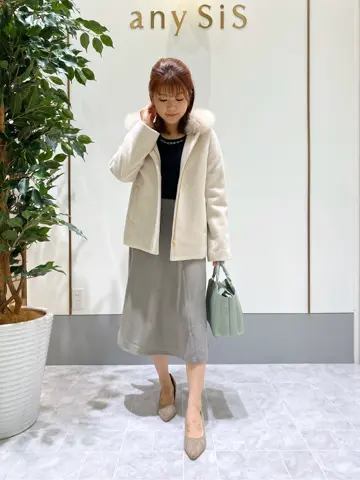 ANY SIS スタッフ コーディネート画像