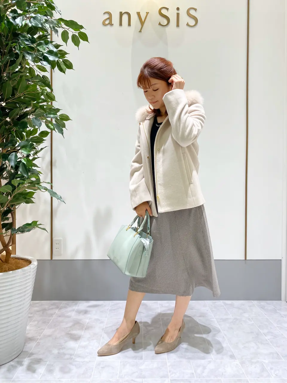 ANY SIS スタッフ コーディネート画像