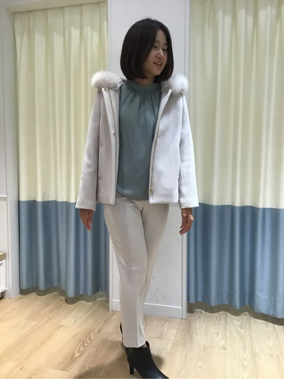 ANY SIS スタッフ コーディネート画像