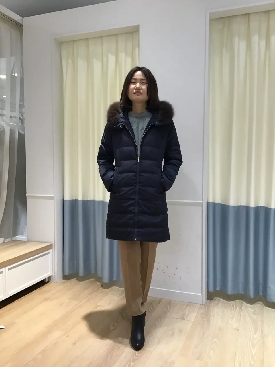 ANY SIS スタッフ コーディネート画像