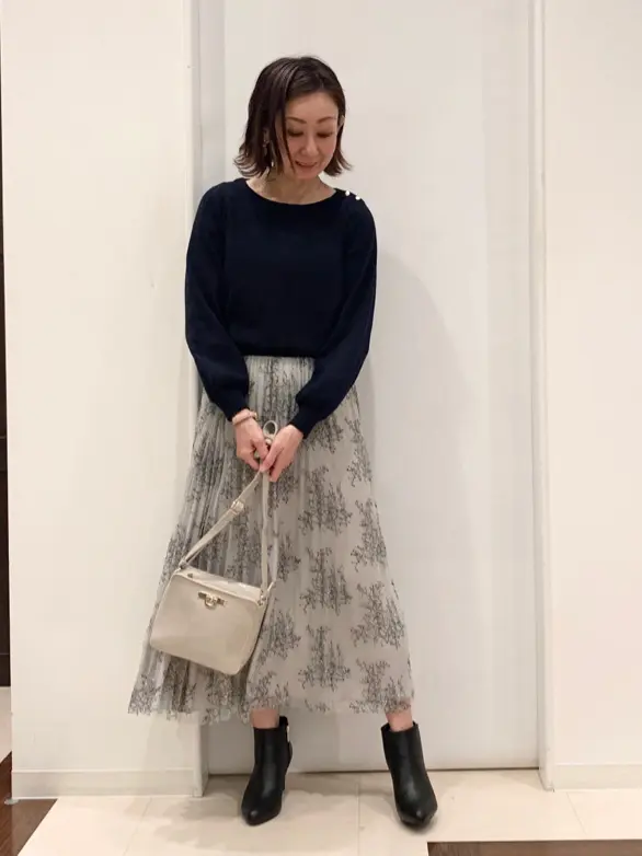 ANY SIS スタッフ コーディネート画像