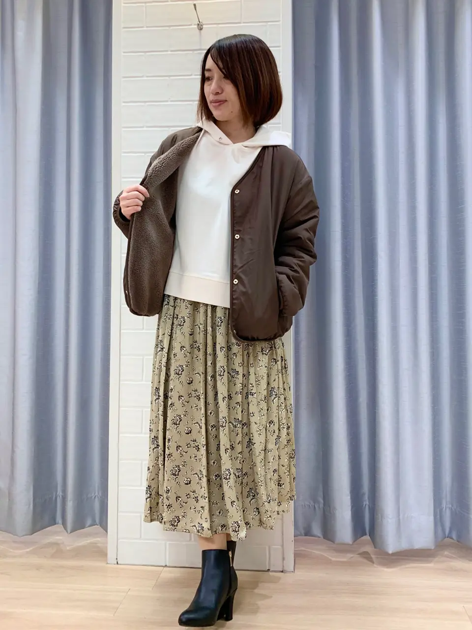 ANY SIS 丸岡 コーディネート画像