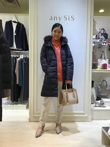 ANY SIS スタッフ コーディネート画像