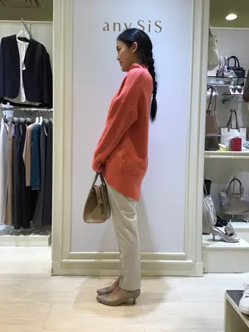 ANY SIS スタッフ コーディネート画像