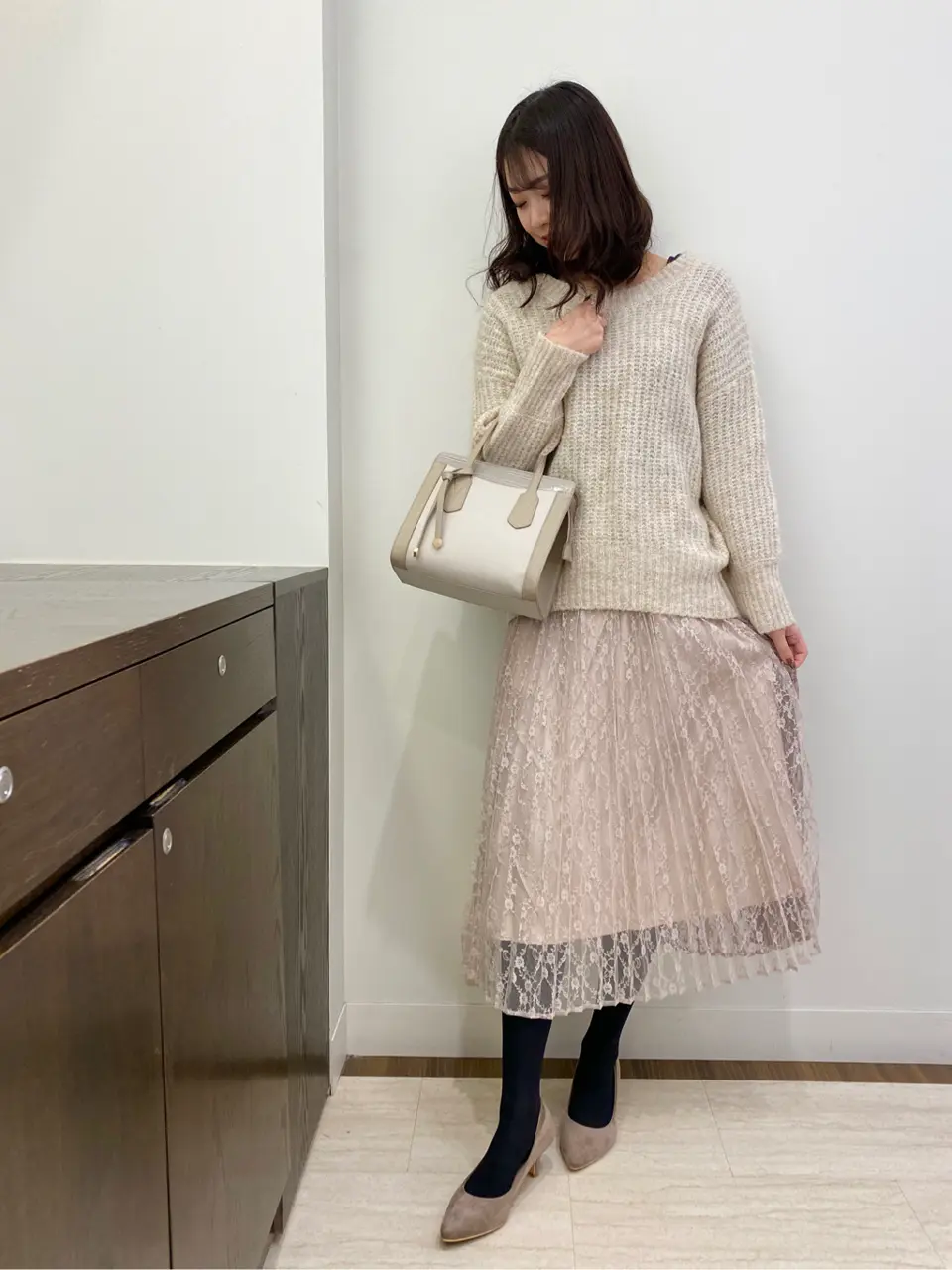 ANY SIS スタッフ コーディネート画像