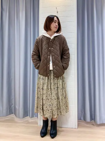 ANY SIS 丸岡 コーディネート画像