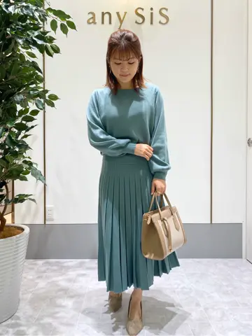 ANY SIS スタッフ コーディネート画像