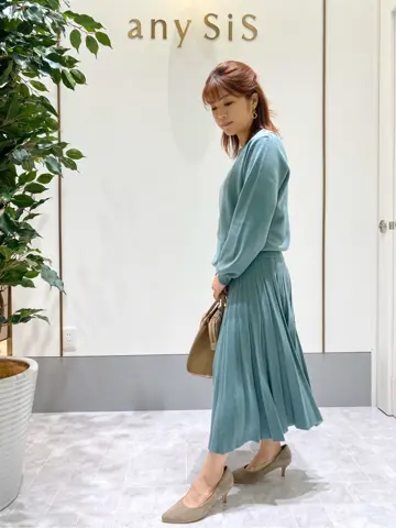 ANY SIS スタッフ コーディネート画像