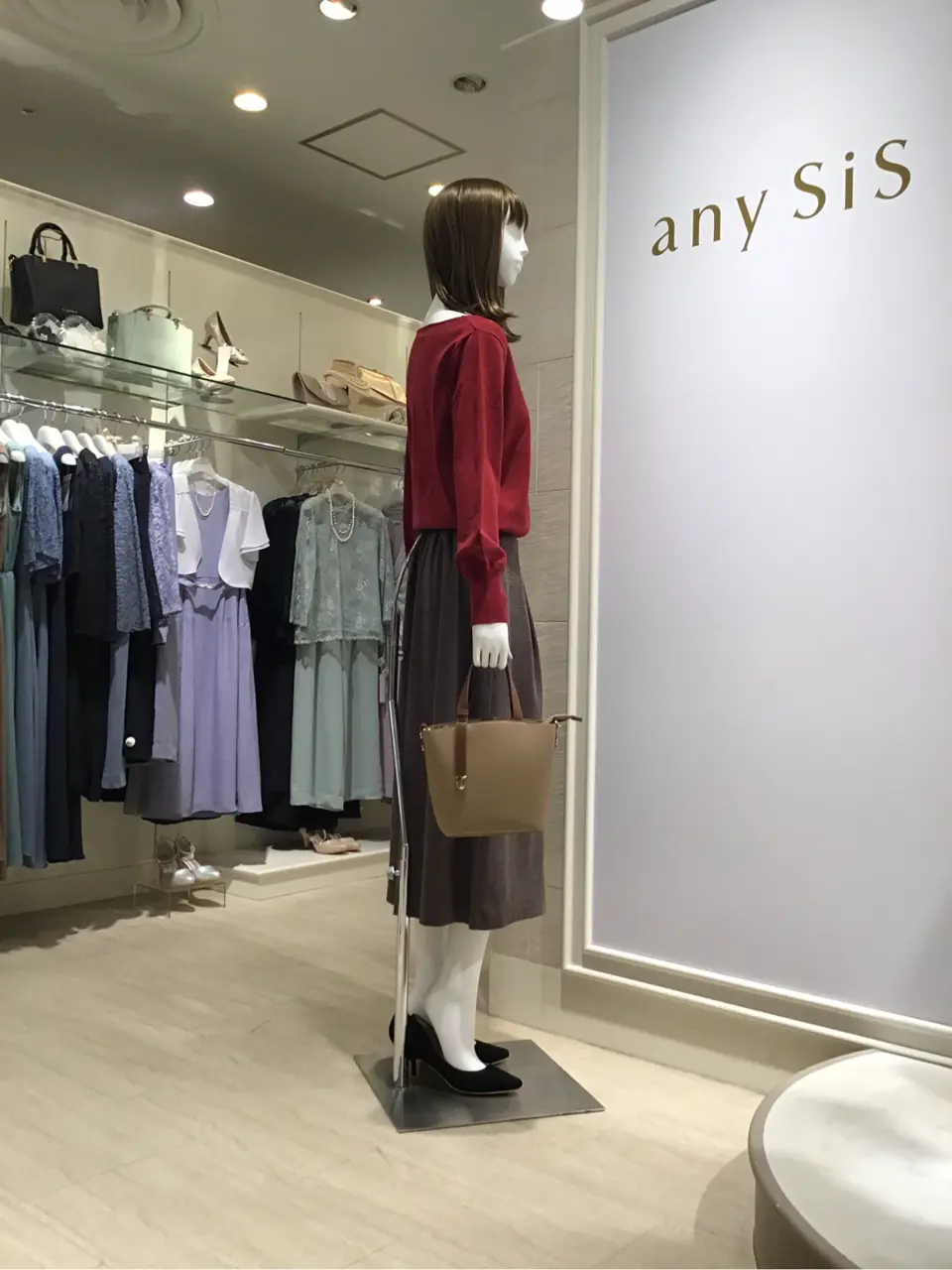 ANY SIS 島崎 コーディネート画像
