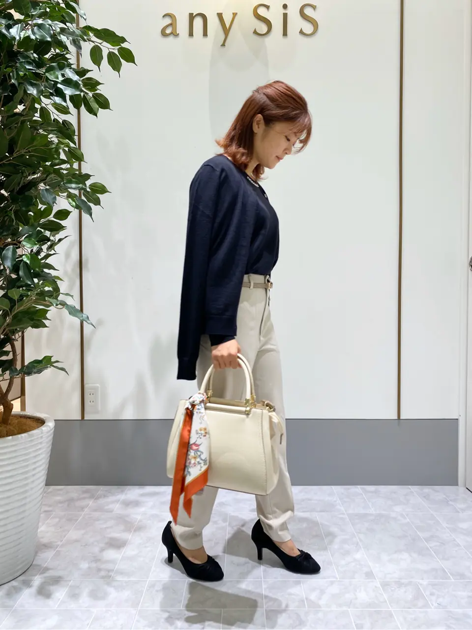 ANY SIS スタッフ コーディネート画像