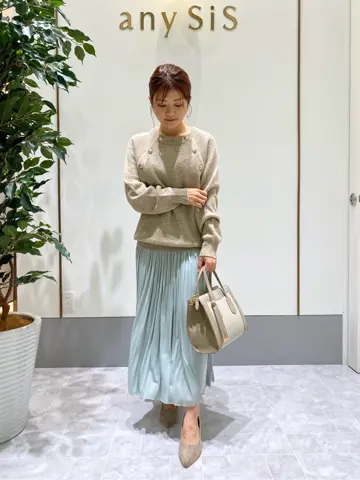 ANY SIS スタッフ コーディネート画像