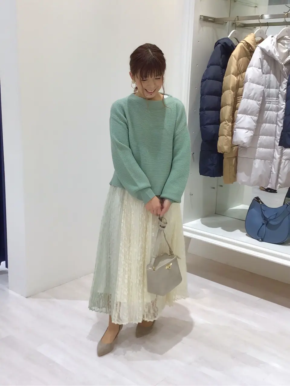 ANY SIS スタッフ コーディネート画像