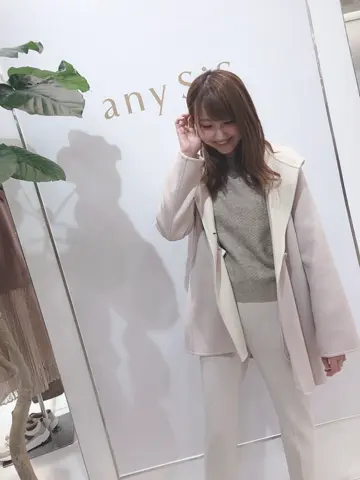 ANY SIS スタッフ コーディネート画像